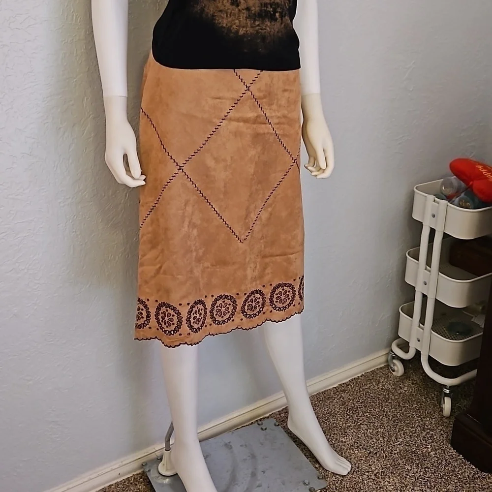 ECOLOGIE Tan Faux Suede Patchwork Scalloped Floral Cutout Skirt